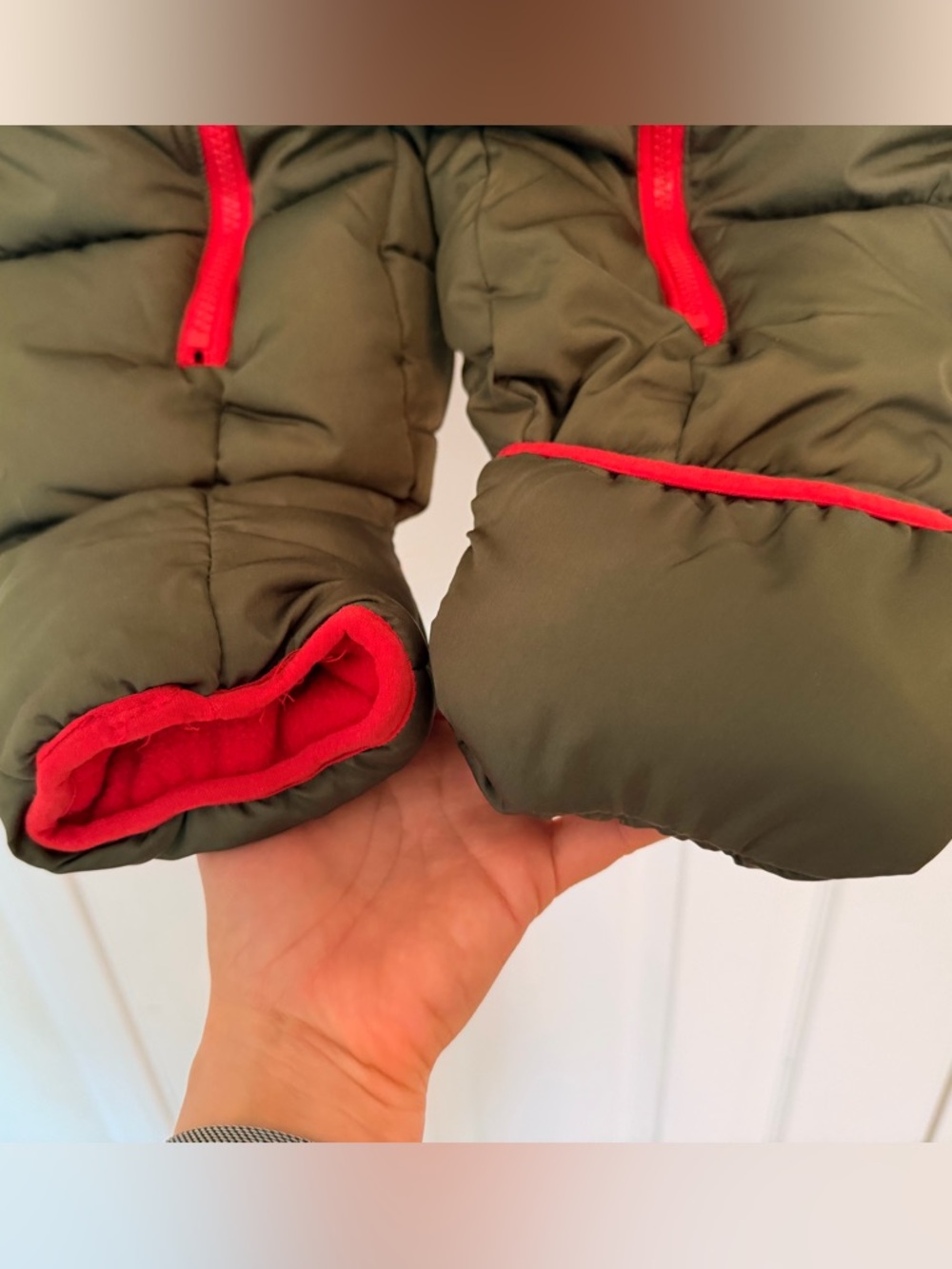 DKNY kids Olive Infant Hooded Snowsuit. - Picture 4 of 6